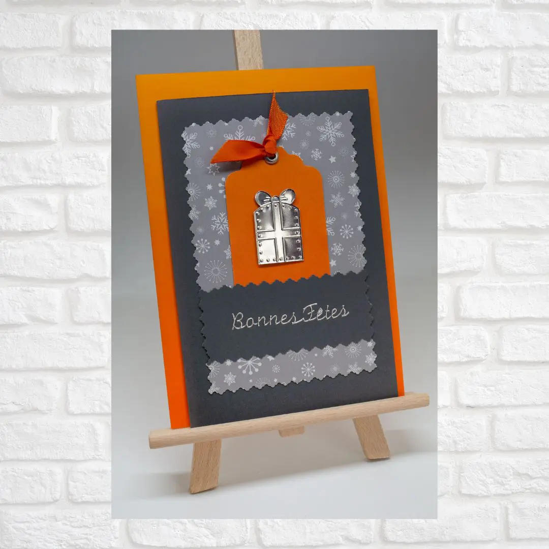 Carte de vœux Noël artisanale bonnes fêtes - orange Carte de vœux artisanale - Bonnes fêtes - Blanc argent (réalisation artisanale) Vente en ligne de cartes de vœux artisanales fait main et création française / Boutique en ligne de créations de Noël et de fêtes de fin d’année. de fin d'année.