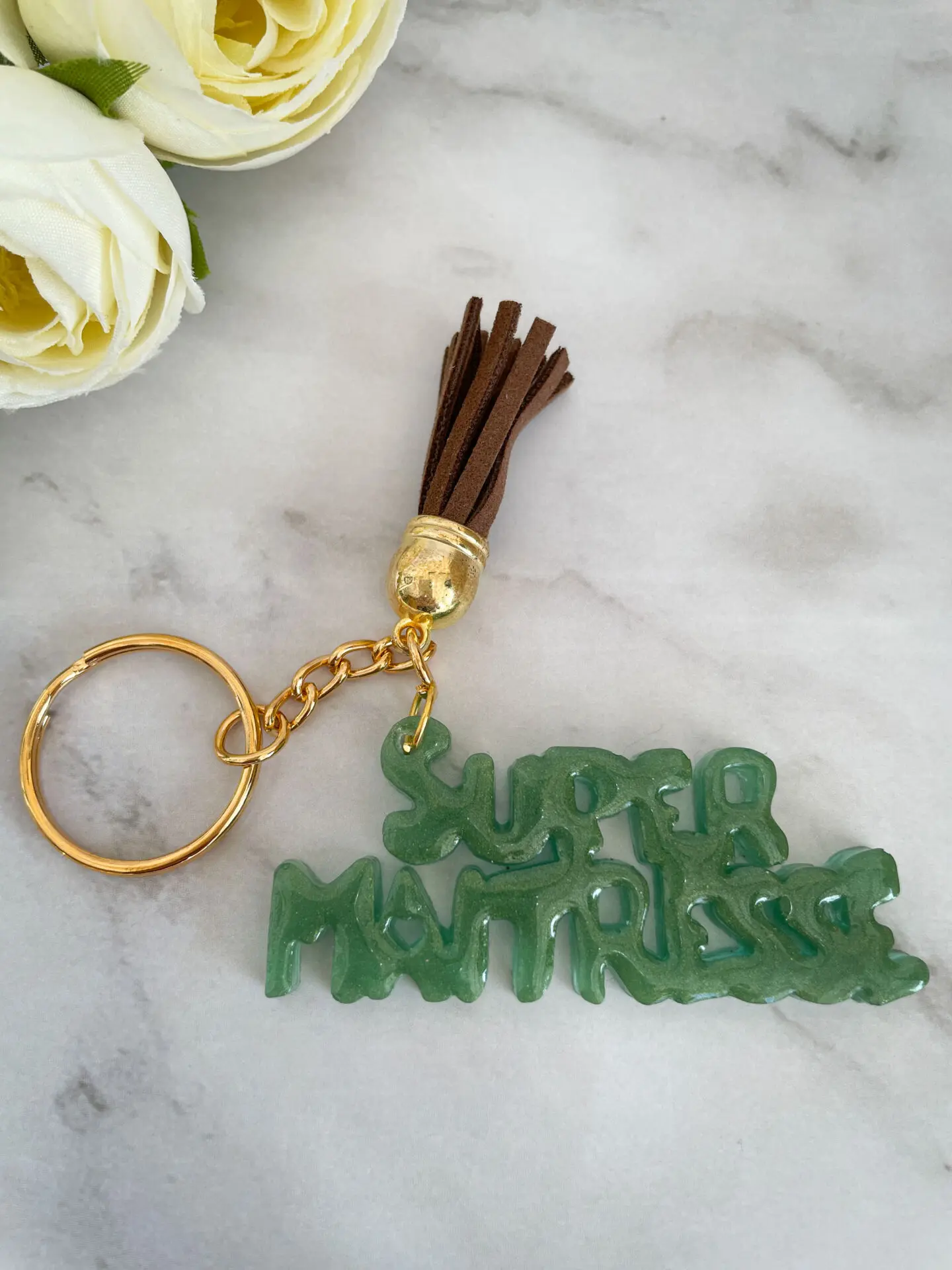 Porte clé mot - Super maitresse vert - Boutique en ligne d'idées cadeau et de décoration