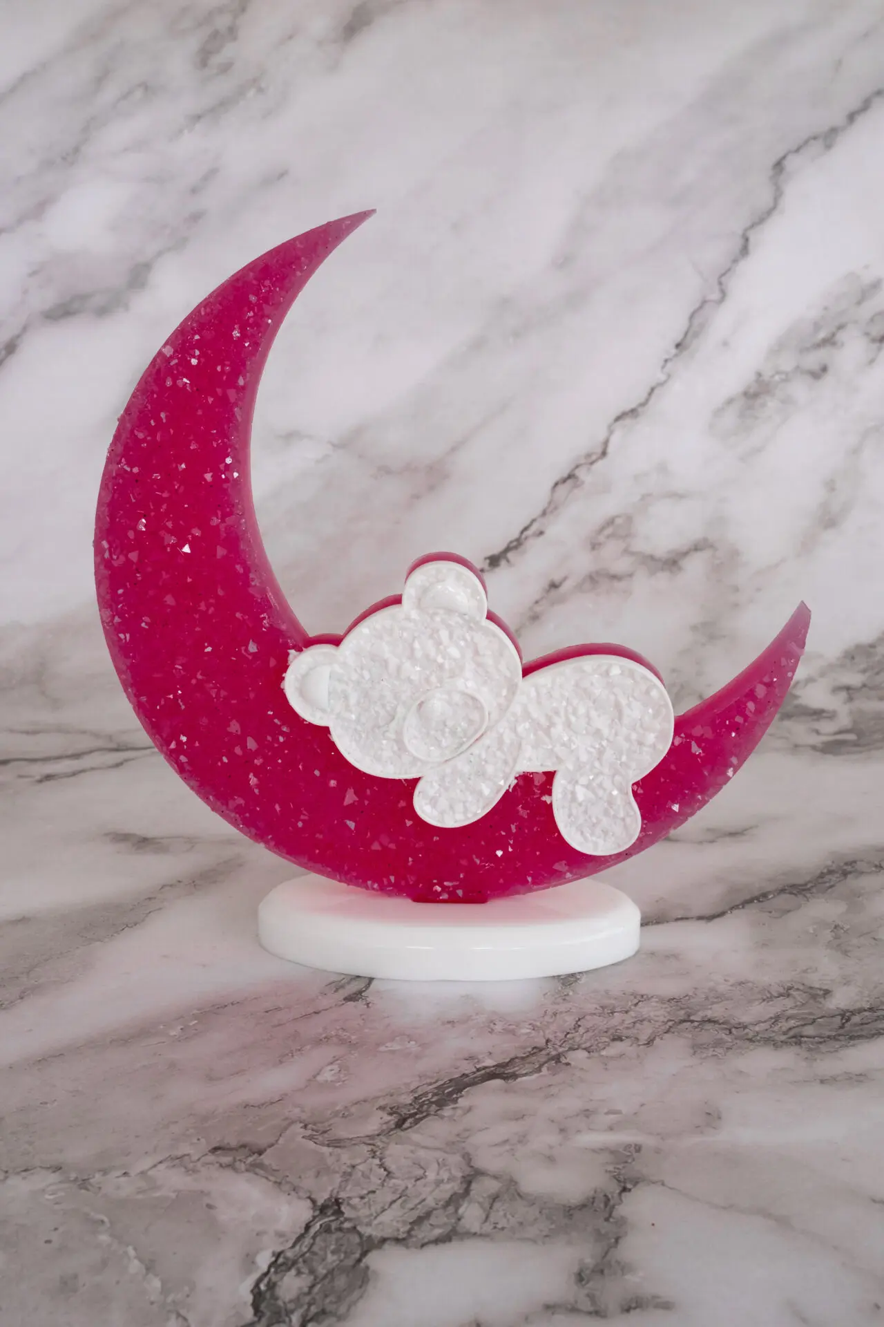 Boutique en ligne d'idées cadeaux et de décoration pour la fête des mères, la fêtes des pères ou pour un anniversaire enfant ou adulte, pour les fêtes de Noël ou pour tout autre occasion Ours Lune effet diamant – rose blanc