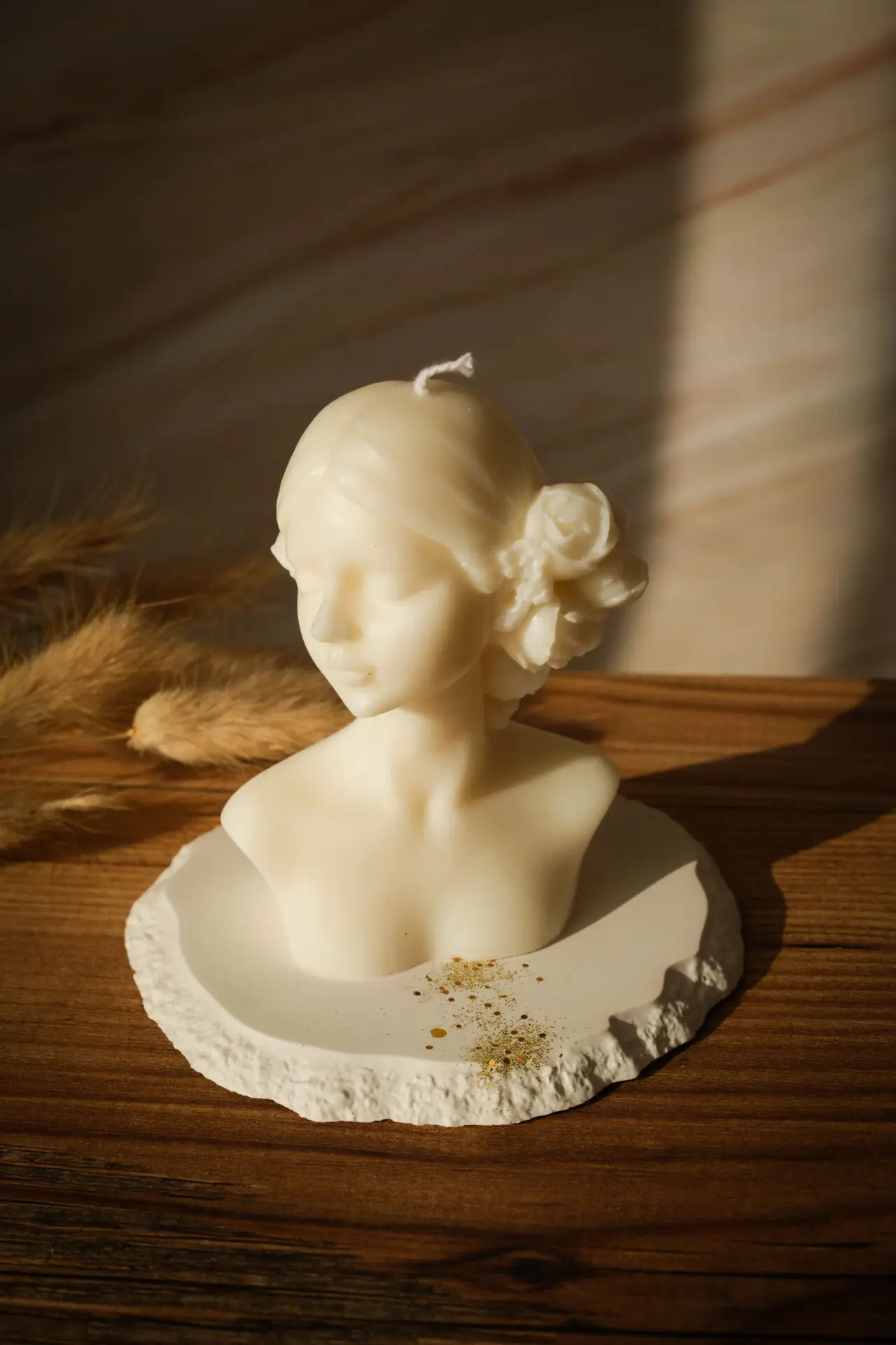 Boutique en ligne française de décoration pour la maison, fabrication artisanale, idées cadeaux, ecofriendly, design, handmade, homedecor, céramique et Jesmonite. Idées cadeaux pour la fête des mères, fête des pères, anniversaires, cadeaux enfants, cadeaux de Noël et fêtes de fin d’année. Boutique en ligne originale située en France en Haute-Savoie. Créations en Jesmonite et eco-friendly. Décoration minimaliste - décoration épurée - décoration fait main – artisanale Dessous de verre en relief – support savon